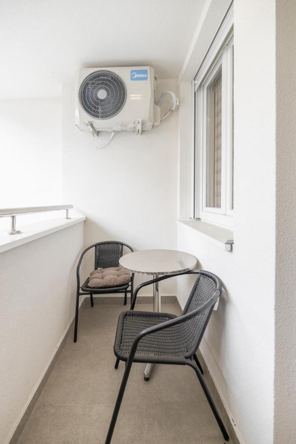נובי סאד Bella Apartment מראה חיצוני תמונה